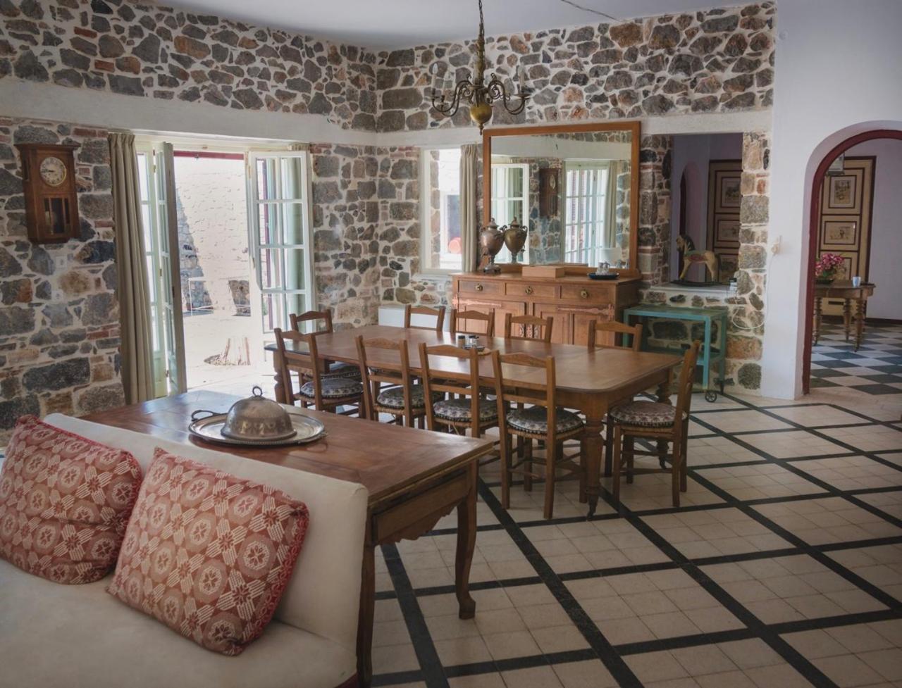 The Villa Averoff Kírinthos Exteriör bild